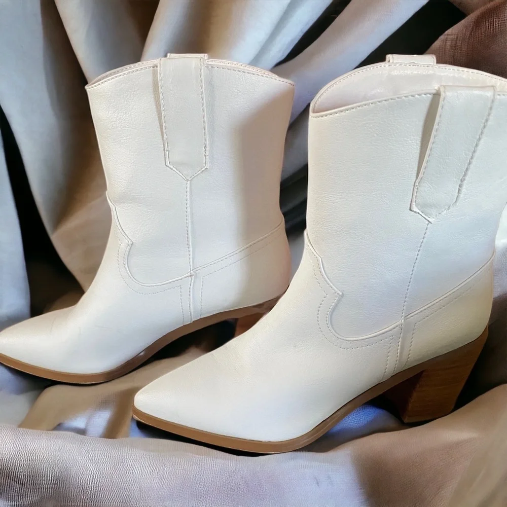 billini white cowboy boots - Picture 1 of 3